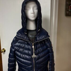 $200-NEW-Karl Lagerfeld-Paris-Women-Down Blue color Coat.LWKMD637. Sz-M.China.